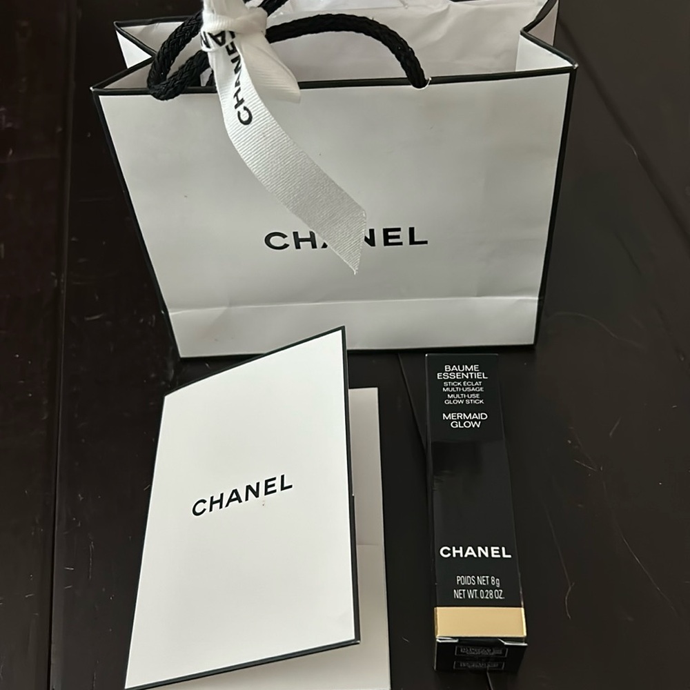 NIB CHANEL BAUME ESSENTIEL Multi Use Glow Stick MERMAID GLOW